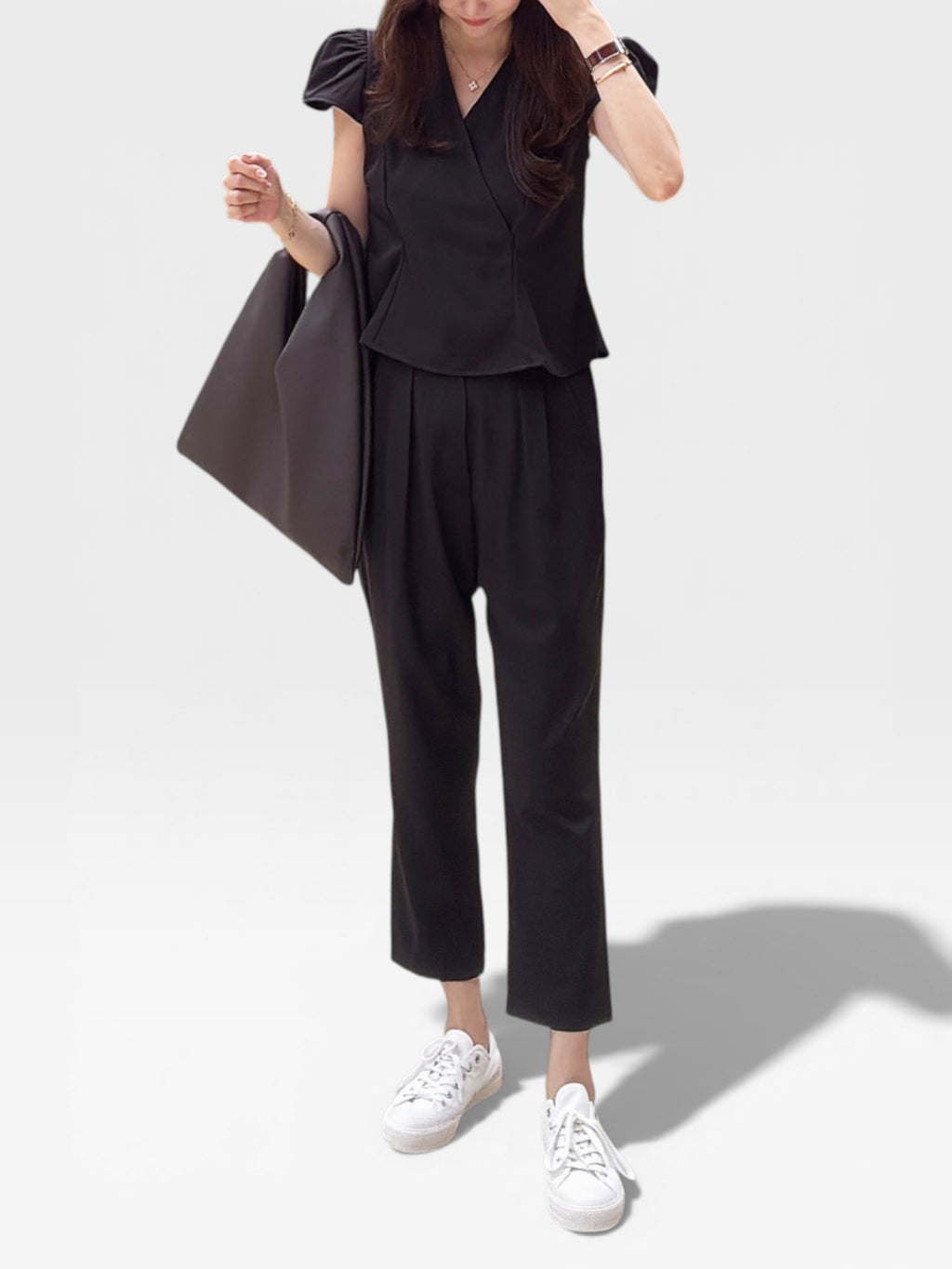 Rie Signature Semi Baggy Pants - Black